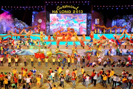 Карнавал «Халонг-2013» - торговая марка туризма провинции Куангнинь - ảnh 1